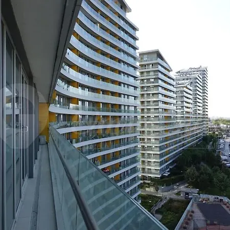 واسعة وهادئة بإطلالة بانورامية 3+1 في باتي شاهير Apartamento