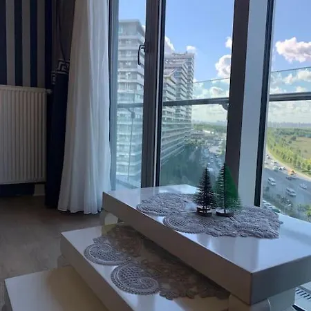 Apartamento واسعة وهادئة بإطلالة بانورامية 3+1 في باتي شاهير