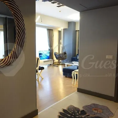 واسعة وهادئة بإطلالة بانورامية 3+1 في باتي شاهير Apartamento Istambul