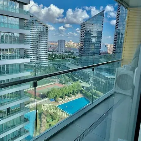 واسعة وهادئة بإطلالة بانورامية 3+1 في باتي شاهير Appartamento Provincia di Istanbul