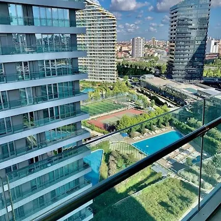 واسعة وهادئة بإطلالة بانورامية 3+1 في باتي شاهير Appartamento Provincia di Istanbul