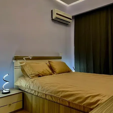 واسعة وهادئة بإطلالة بانورامية 3+1 في باتي شاهير Apartment